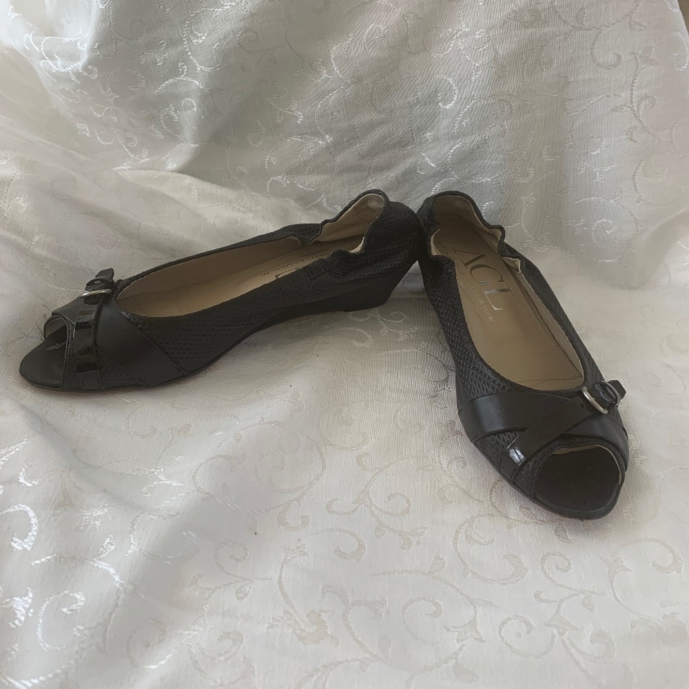 agl attilio giusti leombruni peep-toe wedge shoes